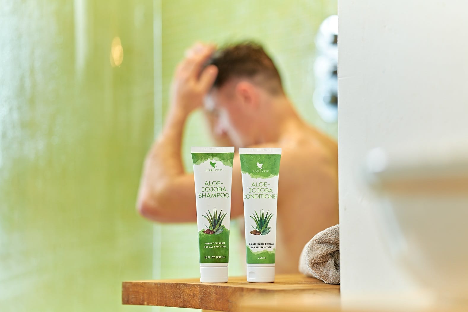 Dallo shampoo al dopobarba: i prodotti all’aloe per capelli e barba